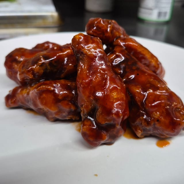 10 wings.