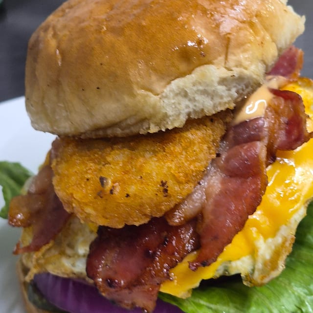 BOOKBAG BREAKFAST BURGER 🍔.